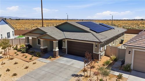 3347 Emerald Ln, Lancaster, CA, 93535-6376 | Card Image