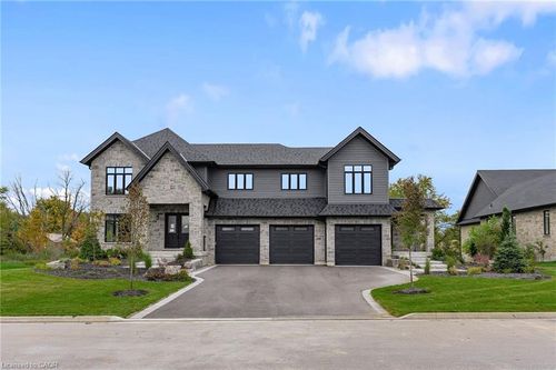 47 Whitcombe Way, Morriston, ON, N0B2C0 | Card Image