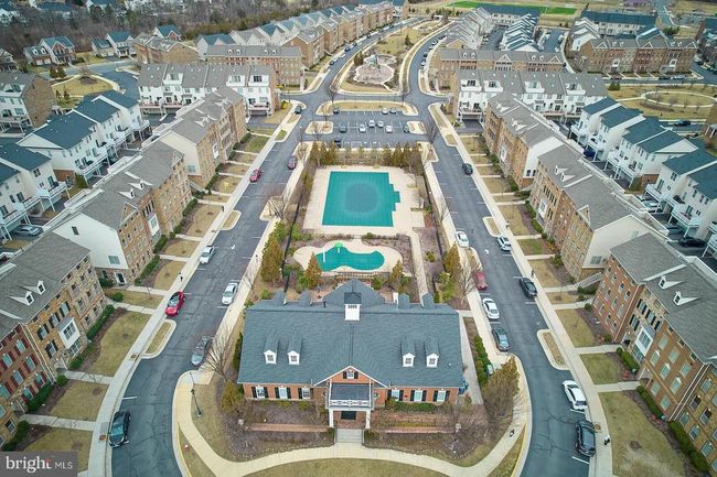22505 Cambridgeport Sq, Townhouse with 4 bedrooms, 4 bathrooms and null parking in ASHBURN VA | Image 50
