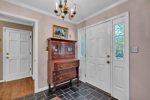 202 Coburn Dr, Spartanburg, SC, 29302-3352 | Card Image