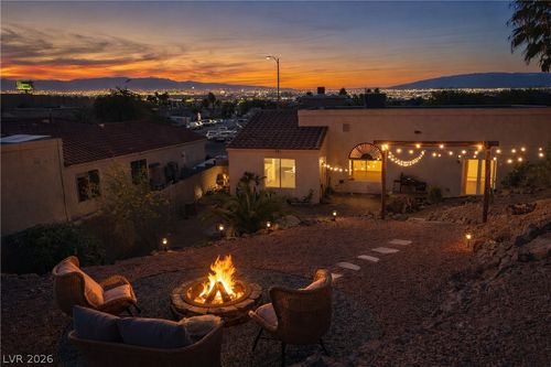 405 Cross St, Henderson, NV, 89015-7818 | Card Image