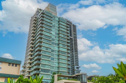 1901-2200 Douglas Rd, Burnaby, BC, V5C0G8 | Card Image