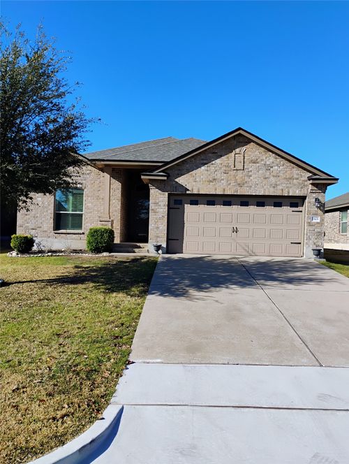 2801 Samson Dr, Lorena, TX, 76655-4075 | Card Image