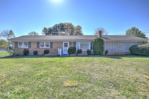115 Edgefield Rd, Bristol, TN, 37620-2822 | Card Image
