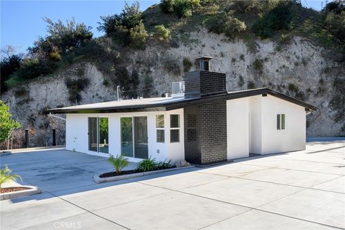 9741 Oak Bend Dr, Tujunga, CA, 91042-3019 | Card Image
