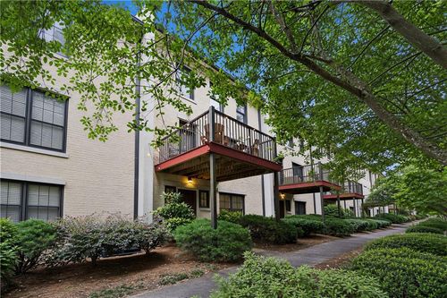 114 Knob Hills Cir, Decatur, GA, 30030-1666 | Card Image