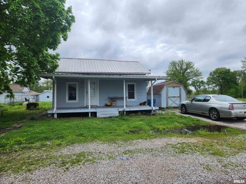 42 S 2nd St, Ashley, IL, 62808-1069 | Card Image
