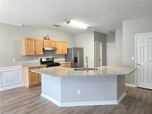 4005 Labrador Way, Lilburn, GA, 30047-8743 | Card Image