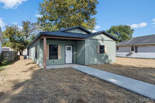 209 W Davidson Avenue, Chaffee, MO, 63740 | Card Image