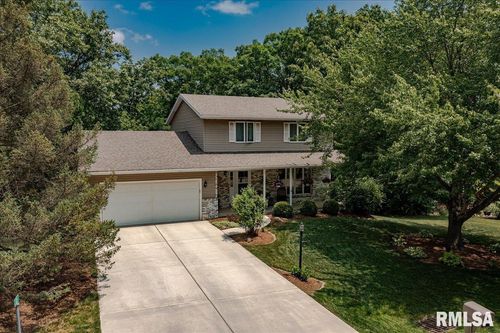 105 Apple Dr, Metamora, IL, 61548-9298 | Card Image