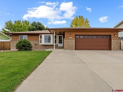 2043 James St, Montrose, CO, 81401-5373 | Card Image