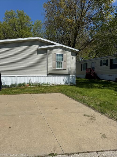 1414 Nardeer St, Novi, MI, 48374-1109 | Card Image
