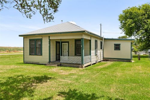 1122 N Avenue A, Freeport, TX, 77541-3824 | Card Image