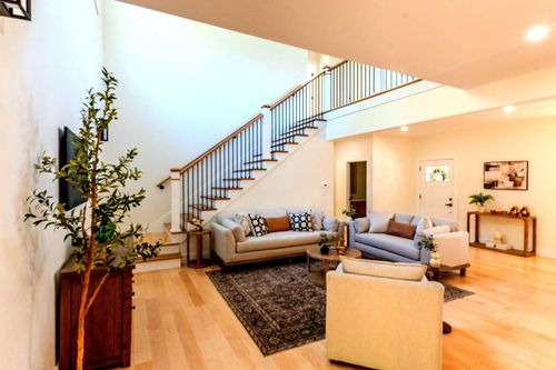 55 Indian Rock Rd, Bedford, NH, 03110-4219 | Card Image