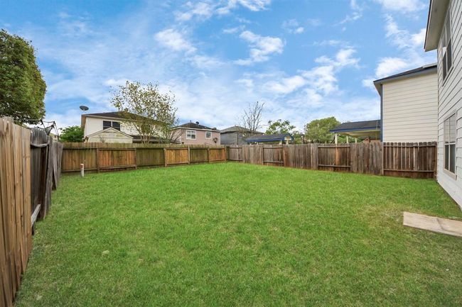 Very large backyard | Image 34
