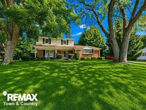 2516 Redwood Dr, Flushing, MI, 48433-2444 | Card Image