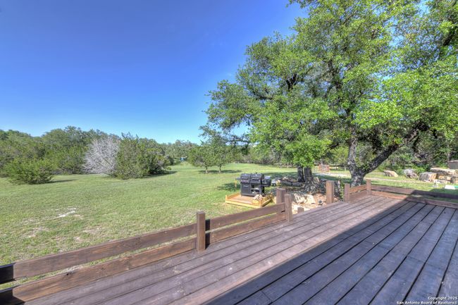 211 Comal Run, House other with 3 bedrooms, 4 bathrooms and null parking in Bulverde TX | Image 31