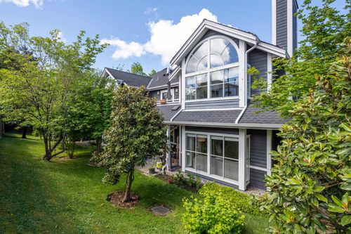 111-2960 E 29th Ave, Vancouver, BC, V5R5Z5 | Card Image