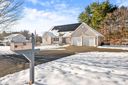 164 Railroad St, Belchertown, MA, 01007-9326 | Card Image