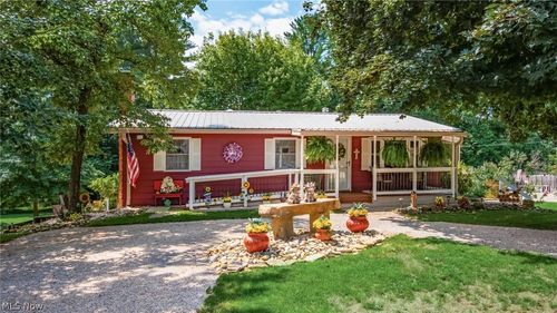 2015 Russell Dr, Zanesville, OH, 43701-7912 | Card Image