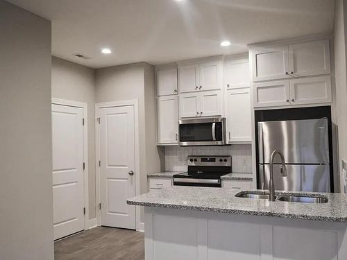 31760 W 83rd Cir, De Soto, KS, 66018-7601 | Card Image