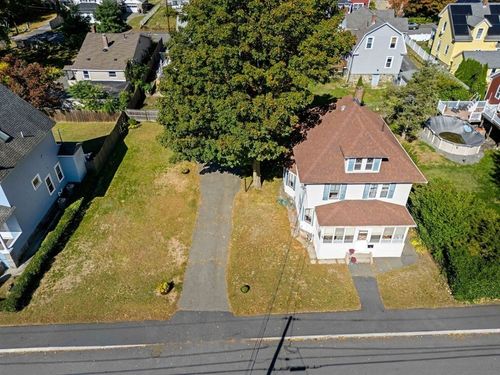 317 Middlesex St, North Andover, MA, 01845-3438 | Card Image