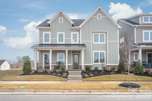27-19048 Newburg Hill Rd, Davidson, NC, 28036-8607 | Card Image