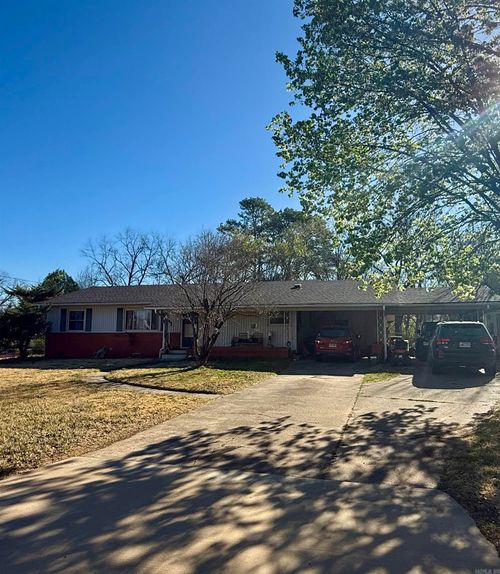 504 N Montgomery St, Clarksville, AR, 72830-2744 | Card Image