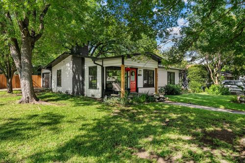 3921 Austin Avenue, Waco, TX, 76710 | Card Image