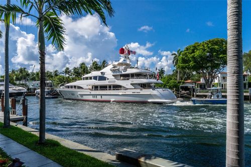 117-and-118-1000 Se 4th St, Fort Lauderdale, FL, 33301-2372 | Card Image