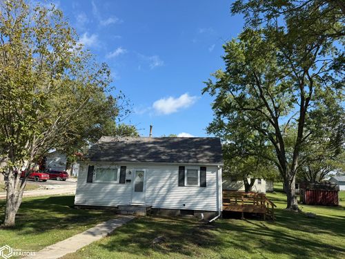 807 Ne Poplar St, Leon, IA, 50144-1937 | Card Image