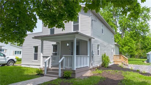 84 W Bayard St, Seneca Falls, NY, 13148 | Card Image