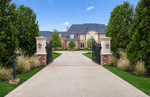 2122 Old Hickory Blvd, Nashville, TN, 37215-5308 | Card Image