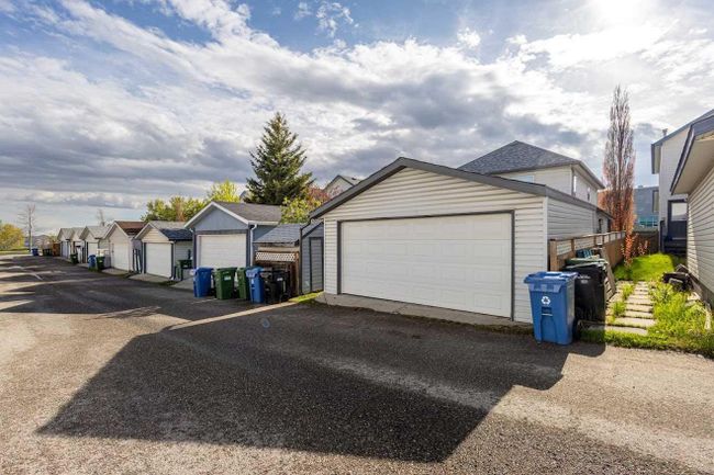 32 Arbour Crest Dr Nw, House detached with 3 bedrooms, 3 bathrooms and 2 parking in Calgary AB | Image 21