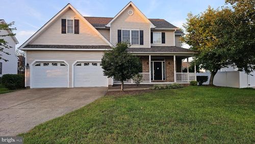 202 Cool Spring Dr, STEPHENS CITY, VA, 22655-4525 | Card Image