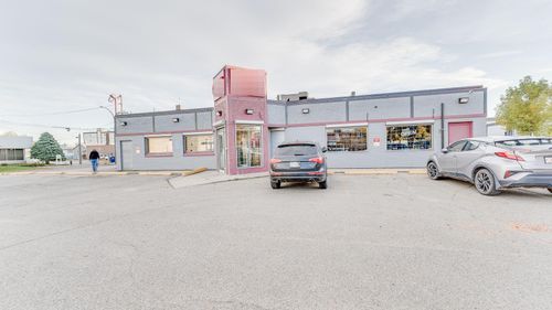 {{alt}} | Card Image