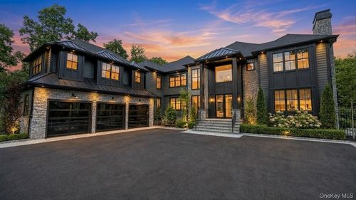 13 Sleepy Hollow Ln, Dix Hills, NY, 11746-6144 | Card Image