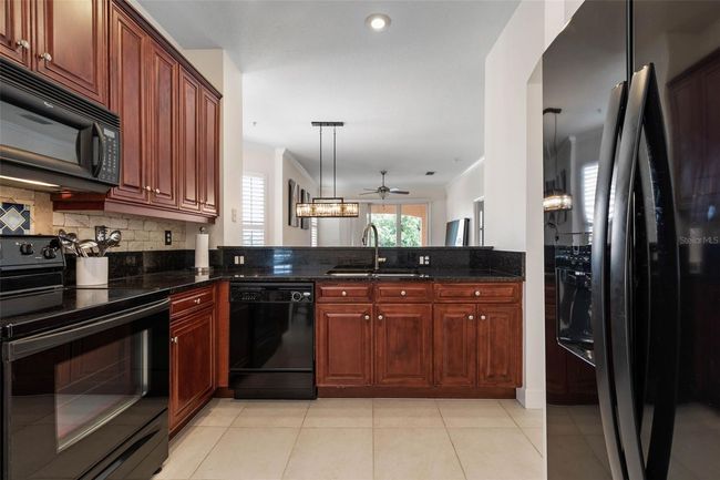 APT-1425 - 5 Ocean Crest Way, Condo with 3 bedrooms, 2 bathrooms and null parking in PALM COAST FL | Image 16