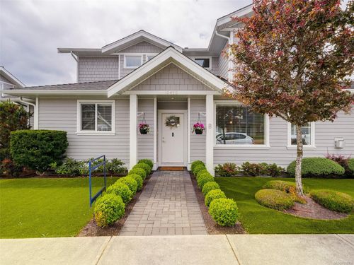 8-10490 Resthaven Dr, Sidney, BC, V8L3H7 | Card Image