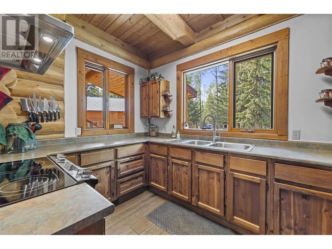 7445 Shertinlib Rd, House other with 2 bedrooms, 3 bathrooms and null parking in Lone Butte BC | Image 14