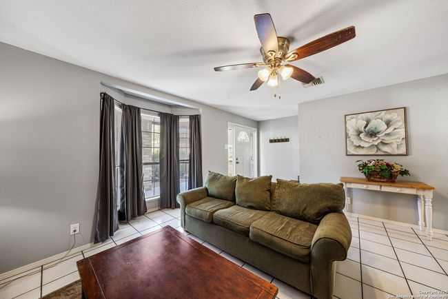 57 Gateway Dr, House other with 4 bedrooms, 2 bathrooms and null parking in Poteet TX | Image 7