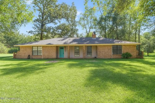 123 Tennyson Cv, Picayune, MS, 39466-7643 | Card Image