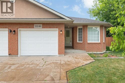 11146 Firgrove Dr, Windsor, ON, N8P1M4 | Card Image