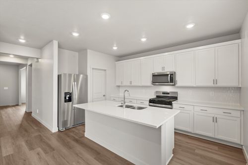 211-3306 W 3550 St S, West Haven, UT, 84401 | Card Image