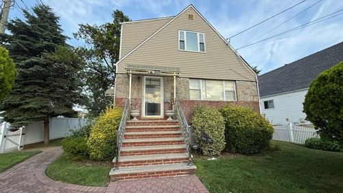 14605 227th St, Springfield Gardens, NY, 11413-3848 | Card Image