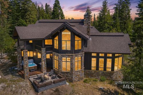 291 Whitewater Dr, Donnelly, ID, 83615 | Card Image