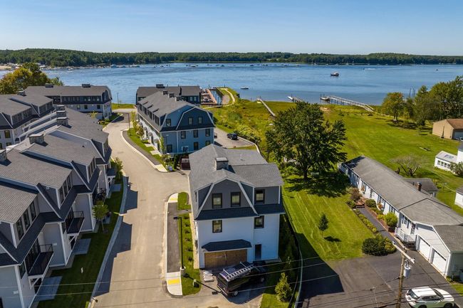 22 Little Bay Dr, House other with 3 bedrooms, 4 bathrooms and null parking in Dover NH | Image 28