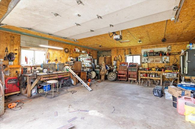 Heated Garage | Image 19