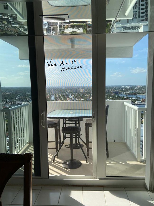 APT-2705 - 1370 S Ocean Blvd, Condo with 2 bedrooms, 2 bathrooms and null parking in Pompano Beach FL | Image 11