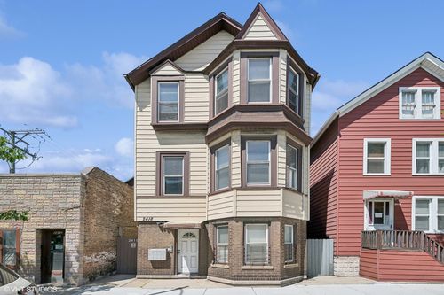 3f-2418 N Western Avenue, Chicago, IL, 60647 | Card Image